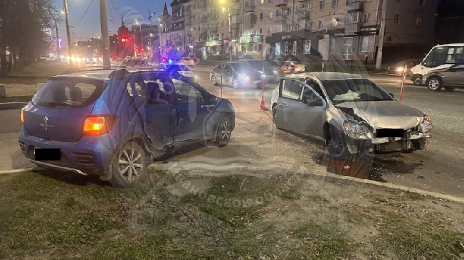 �������� � � 15-������ ���������� ��������� � ������ ��� � �������