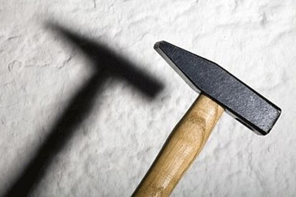 Молотком и ножом забил жену 50-летний житель Кинешмы