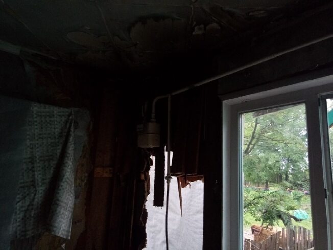 Пожар из-за шаровой молнии вспыхнул в одном из домов Ивановской области