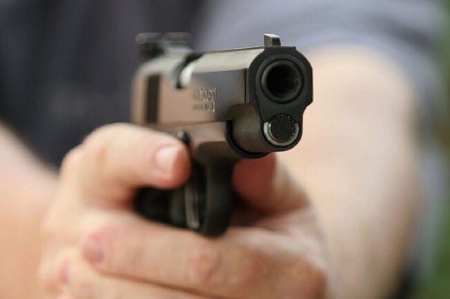 В Ивановской области мужчина расстрелял приятеля и спрятал пистолет