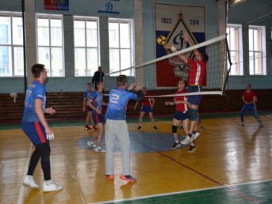 В Иванове прошел межведомственный турнир по волейболу