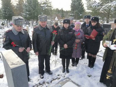 Сегодня в Ивановской области сотрудники УМВД почтили память погибших коллег