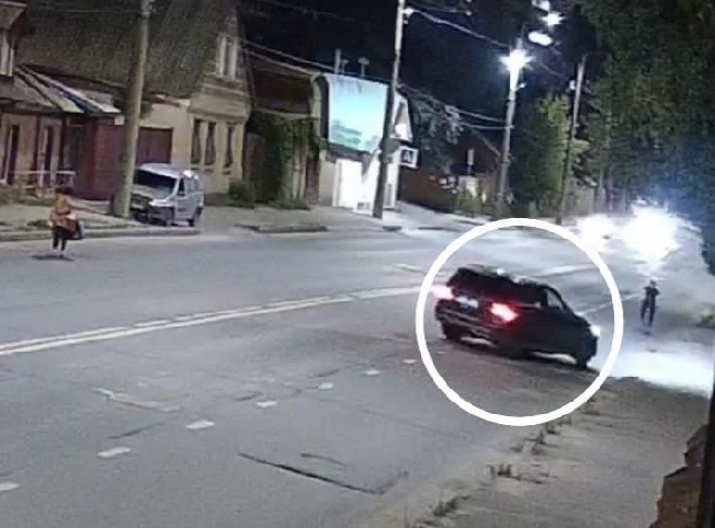Жительницу Иванова на улице избил неизвестный мужчина