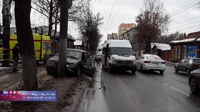 В Иванове в ДТП снова попала маршрутка с пассажирами