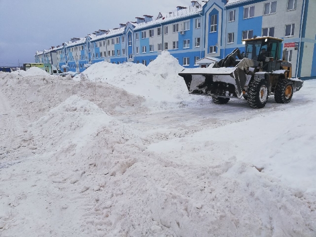 Круглосуточная уборка улиц продолжается