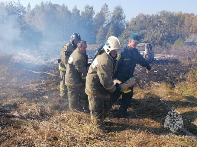 Житель Ивановской области сломал позвоночник, выбегая из горящего дома