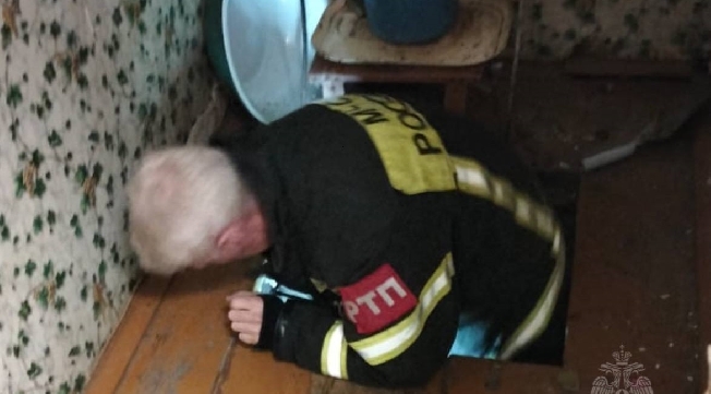 Сильно кричала упавшая в подполье пожилая жительница Ивановской области