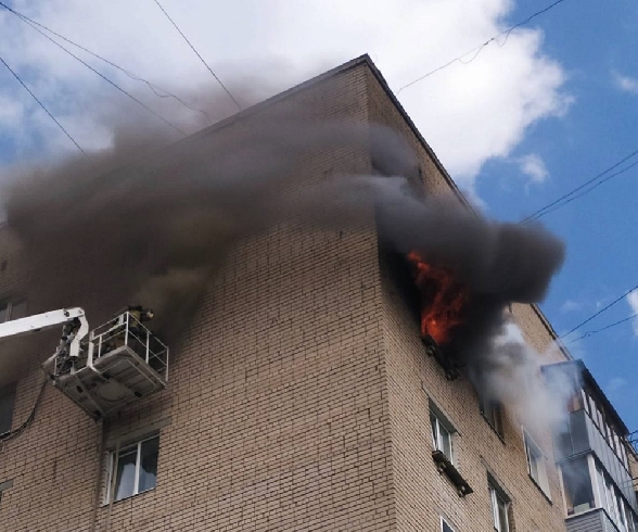 Мужчина и собака сгорели в многоэтажке в Иванове