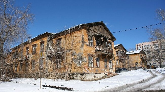 В Иванове продолжают искать собственников аварийного дома