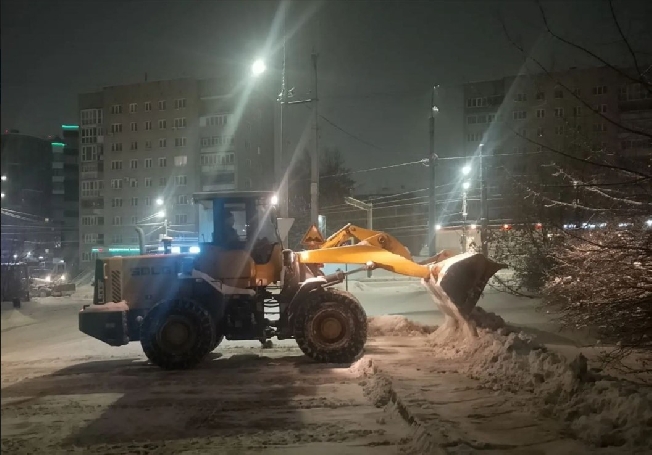 С ивановских улиц за ночь вывезли 2 657 кубометров снега
