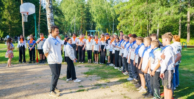 За сутки поступило более 10 тысяч заявлений на путёвки в детские лагеря Ивановской области