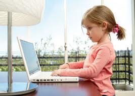 Как отвлечь ребенка от компьютера и нужно ли это делать?