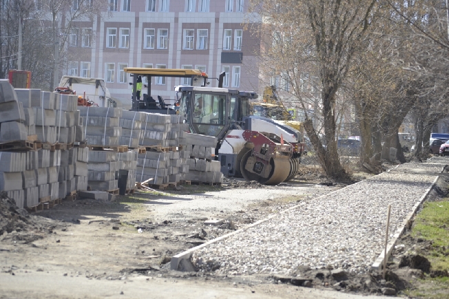 На улице Московский в Иванове сделают новые парковки и перестелят асфальт
