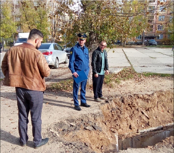Коммунальная авария оставила без тепла и горячей воды 15 домов в Тейкове