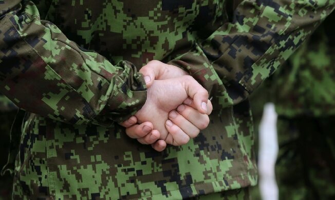 Бывшие военнослужащие занялись в Иванове распространением наркотиков