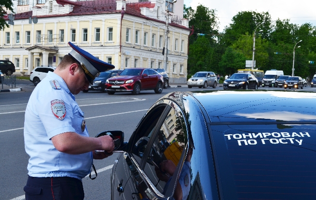 В Ивановской области только за 2 дня остановили 19 нетрезвых автомобилистов и 85 с тонировкой