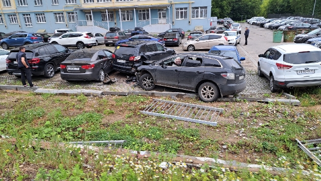 Арестован учинивший ДТП на парковке в Иванове 19-летний водитель