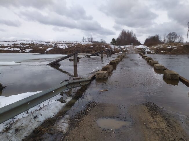 Мост подтопило в 1 из районов Ивановской области