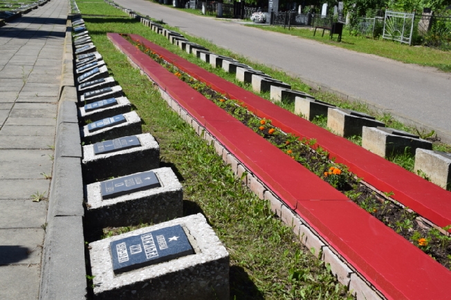 На кладбище в Балино в Иванове перенесли мемориальные таблички воинов 