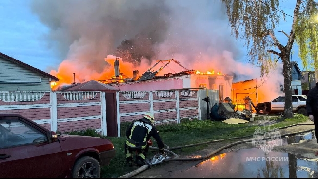 В Иванове в частной мастерской сгорели 3 автомобиля