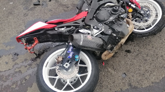 В центре Иванова жёстко столкнулись иномарка и мотоцикл