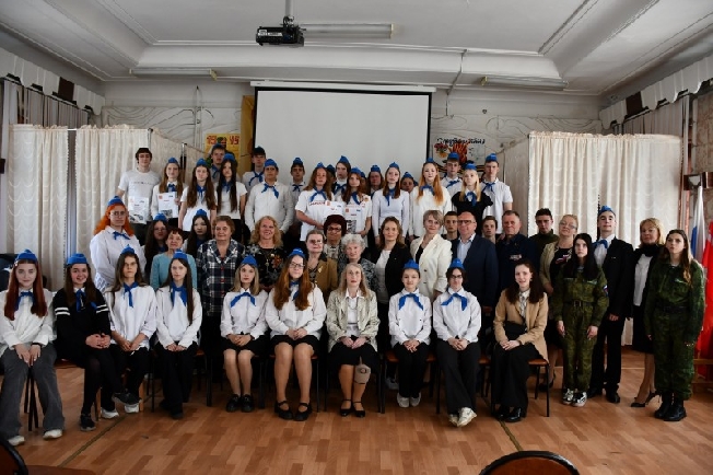 В ивановской школе №29 открылась патриотическая выставка про Маршала Жукова