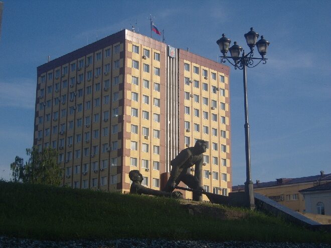 Контрольный пост полиции верхний услон. Ивановская таможня расформирована. Памятник в иваново на вокзальной площади. Ивановский трамвай площадь генкиной. Посты иваново.