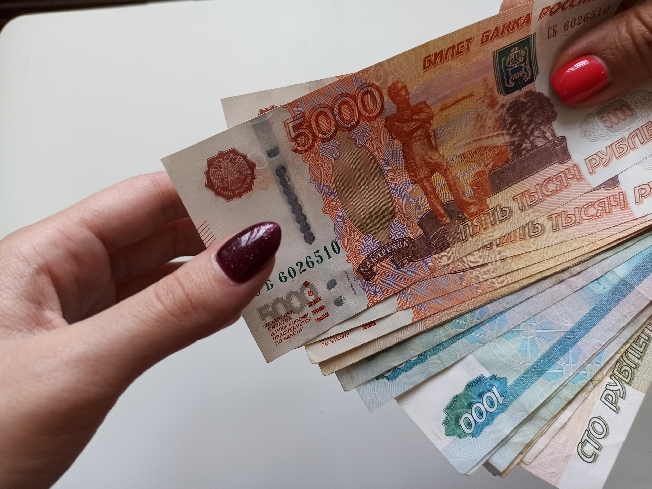 Ивановским семьям предлагают фиктивные выплаты на детей по 10 тыс рублей