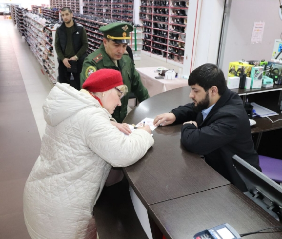 Ещё 12 мигрантам в Иванове вручили повестки в военкомат
