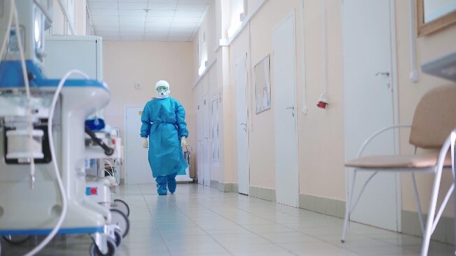 Трое жителей Иванова привезли коронавирус из Турции