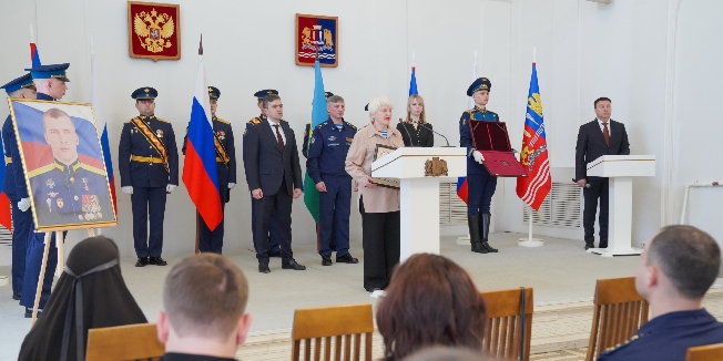 Семье погибшего на СВО ивановского десантника Мосина передали медаль «Золотая Звезда»