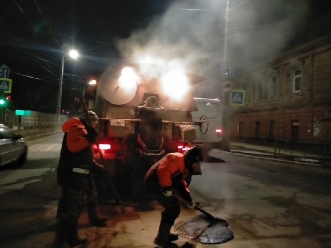 В Иванове ночью 3 апреля замазали ямы на некоторых улицах