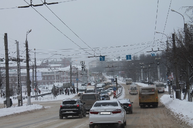 Несколько улиц Иванова 21 ноября встали в утренней пробке
