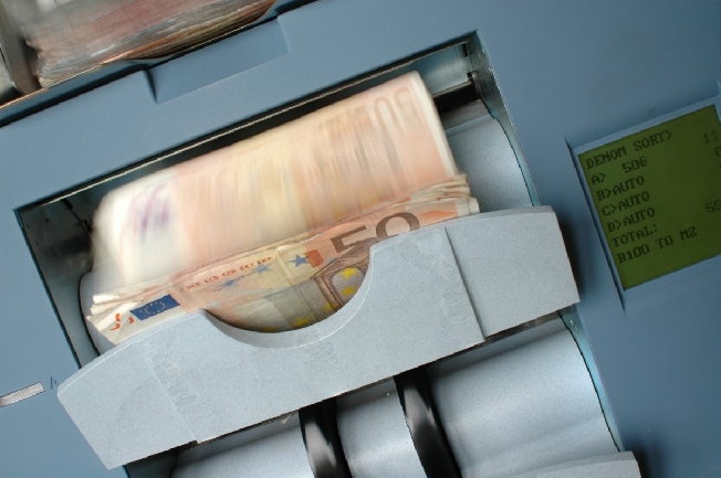 В Ивановской области сотрудница банка заплатила штраф в 20 раз больше украденных у клиента денег