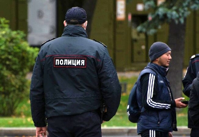 Облепленных наркотиками мигрантов задержали в Иванове