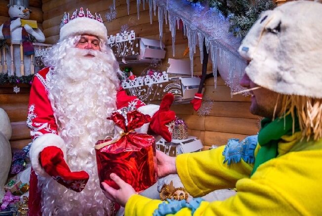 Дед Мороз ждёт поздравлений от юных ивановцев  