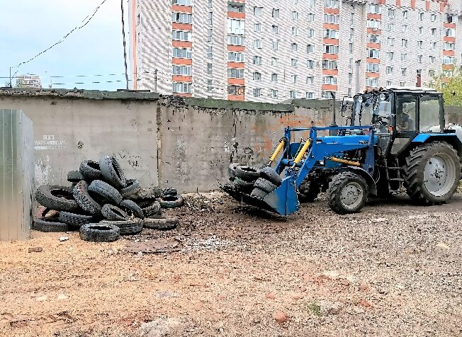 В Иванове образовались горы из опасных покрышек