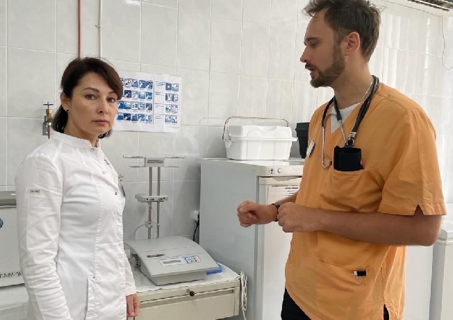 В реанимацию ГКБ №7 в Иванове завезли аппарат для плазмафереза «Гемофеникс»