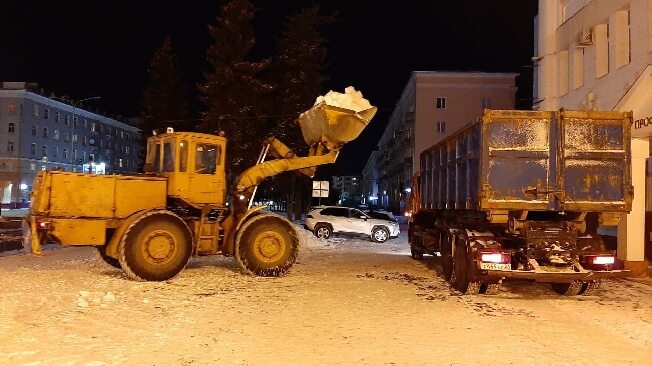 За ночь с улиц Иванова вывезли 180 кубометров снега