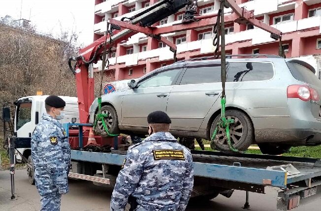 Неуловимого должника из Ивановской области поймали у гостиницы «Турист»