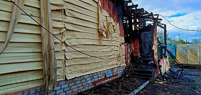 Крупный пожар в Ивановской области оставил семью на улице