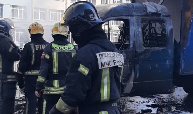 Появились фото двух сгоревших в Иванове автомобилей