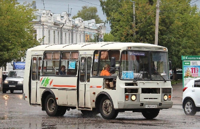 В Кинешме 25 апреля маршруты автобусов продлят до кладбищ