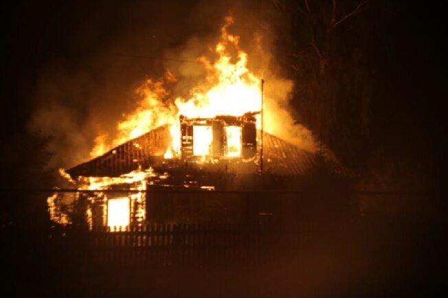 Жилой дом снова сгорел в Ивановской области