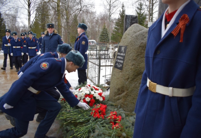 Память жертв блокады и защитников Ленинграда почтили в Ивановской области