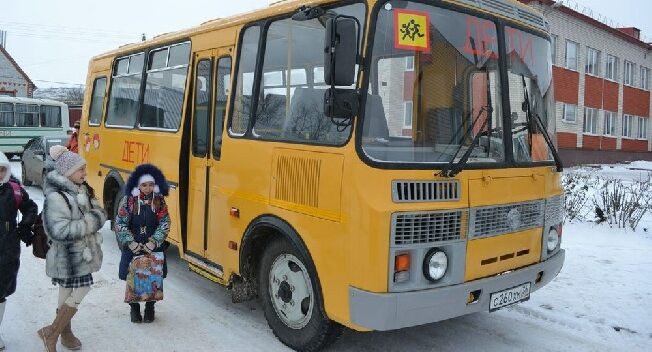 Автобус пустили к одной из школ Ивановского района