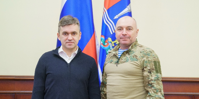 Ивановский губернатор Воскресенский встретился с командиром 98-й дивизии ВДВ Тонких