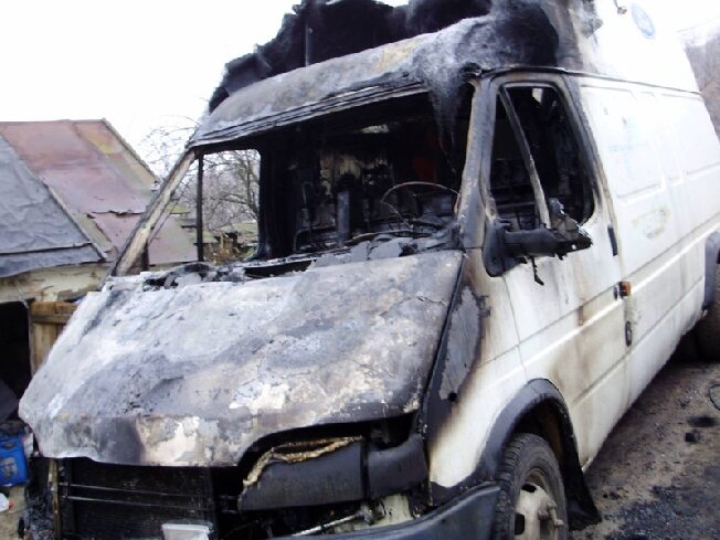 Микроавтобус сгорел в Иванове