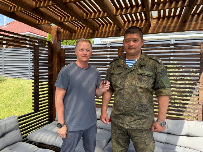 Ветеран ВДВ из Кинешмы Алексей Фомичёв получил знаки благодарности за помощь бойцам СВО