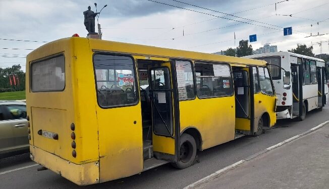 Попавшие в ДТП в центре Иванова автобусы оказались неисправными